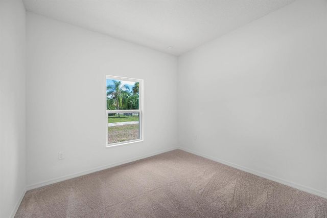 5201 NW North Macedo Boulevard, Port St. Lucie, FL 34983