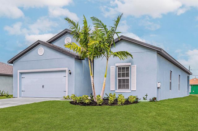 5201 NW North Macedo Boulevard, Port St. Lucie, FL 34983