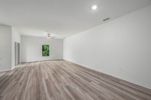 5201 NW North Macedo Boulevard, Port St. Lucie, FL 34983