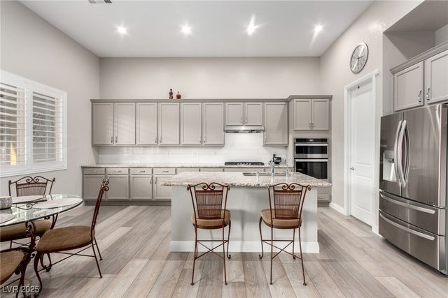 12406 Tudor Arch Drive, Las Vegas, NV 89138