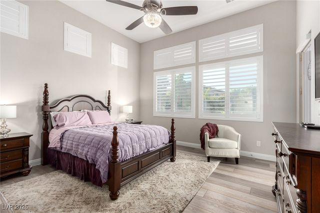 12406 Tudor Arch Drive, Las Vegas, NV 89138