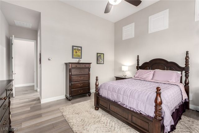 12406 Tudor Arch Drive, Las Vegas, NV 89138