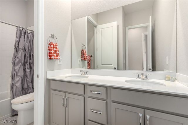 12406 Tudor Arch Drive, Las Vegas, NV 89138