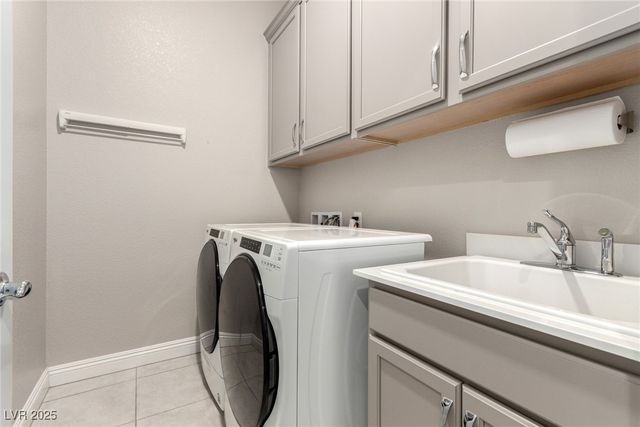 12406 Tudor Arch Drive, Las Vegas, NV 89138