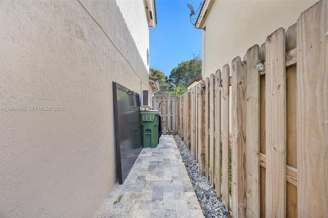 1602 SE 20th Rd, Homestead, FL 33035