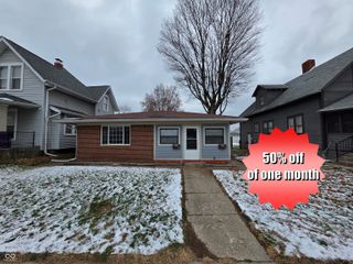 86 S 6th Avenue, Beech Grove, IN 46107