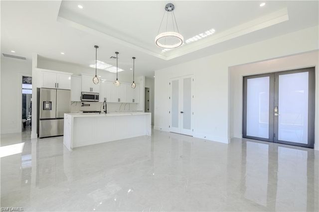 4265 20th AVE SE, Naples, FL 34117