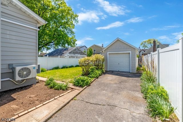 146 W Grant Ave, Roselle Park Boro, NJ 07204