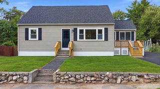 6 Sterling St, Leicester, MA 01524