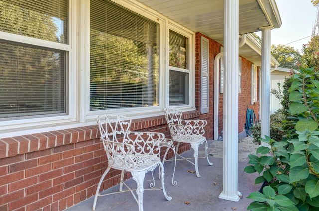 526 W Portland Street, Springfield, MO 65807