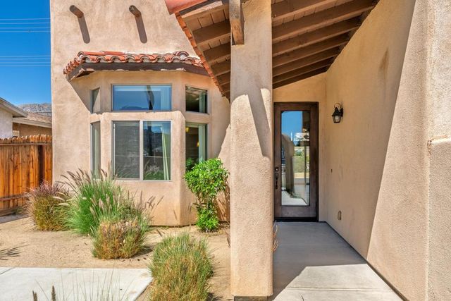 51885 Avenida Bermudas, La Quinta, CA 92253