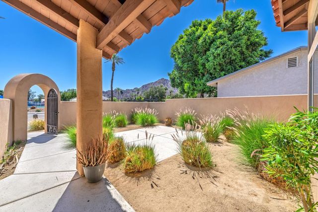 51885 Avenida Bermudas, La Quinta, CA 92253