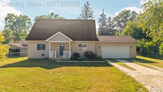 9061 Garfield Drive, Northfield Township, MI 48189