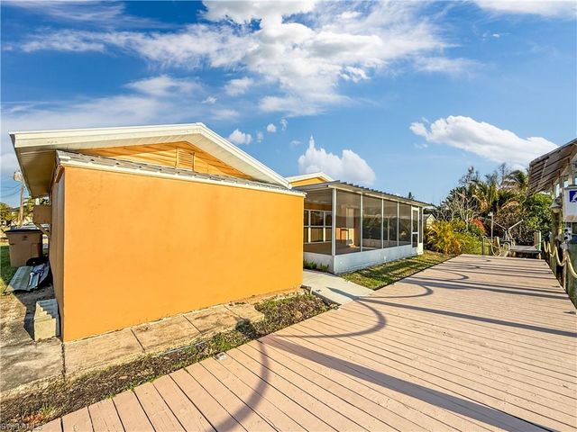 2115 Saint Croix AVE, Fort Myers, FL 33905