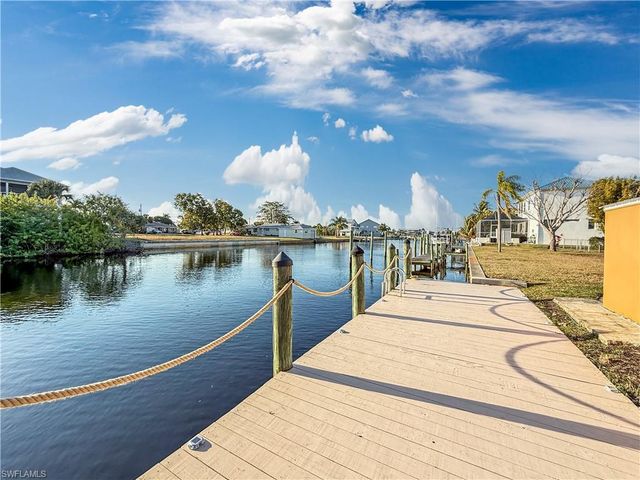 2115 Saint Croix AVE, Fort Myers, FL 33905