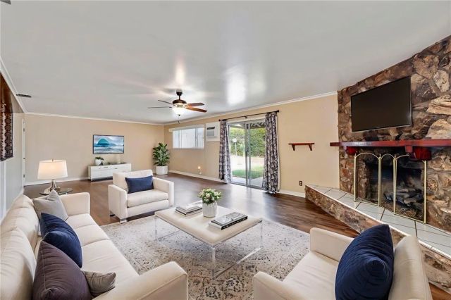 6014 N Fairvale Drive, Azusa, CA 91702