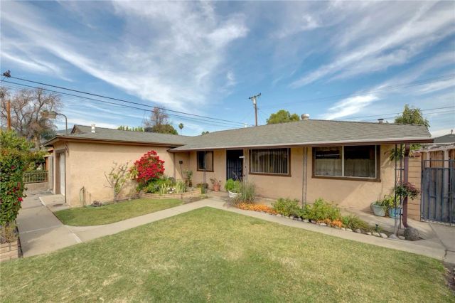6014 N Fairvale Drive, Azusa, CA 91702