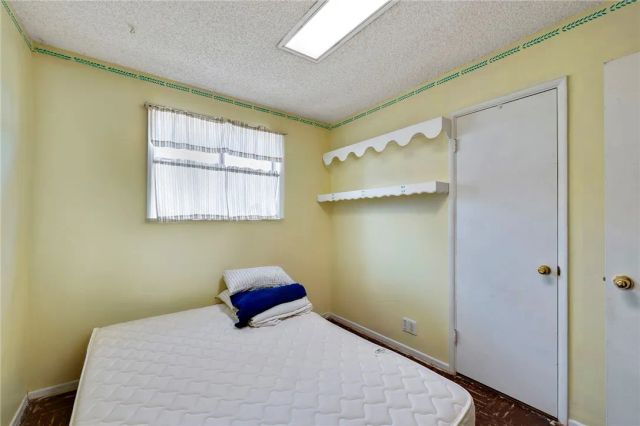 6014 N Fairvale Drive, Azusa, CA 91702