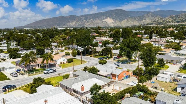 6014 N Fairvale Drive, Azusa, CA 91702