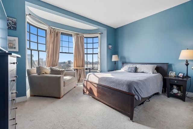 4 Charlesgate E 606, Boston, MA 02215