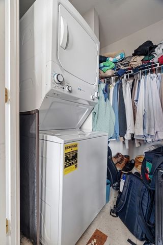 4 Charlesgate E 606, Boston, MA 02215