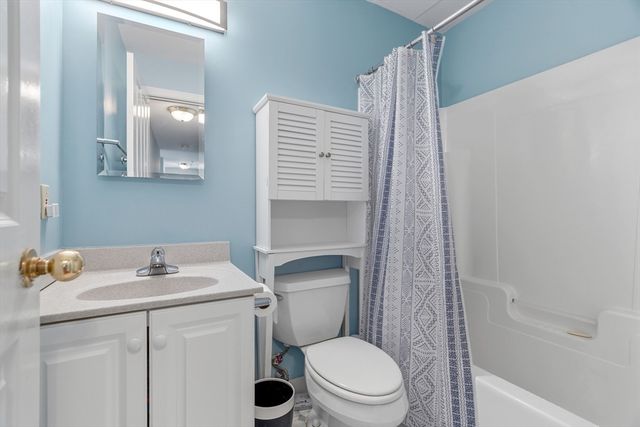 4 Charlesgate E 606, Boston, MA 02215