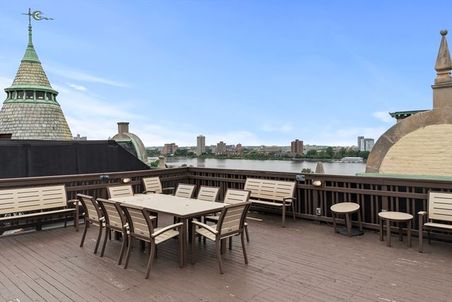 4 Charlesgate E 606, Boston, MA 02215