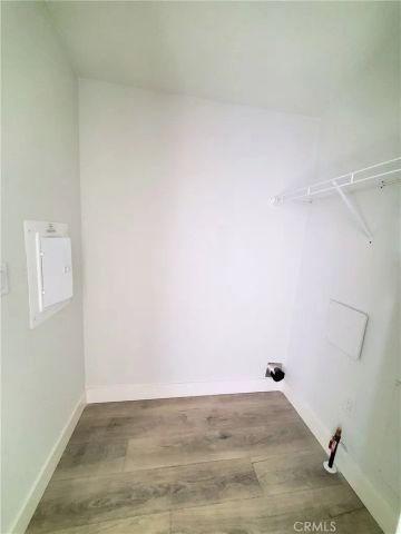 8100 Foothill 3, Sunland, CA 91040