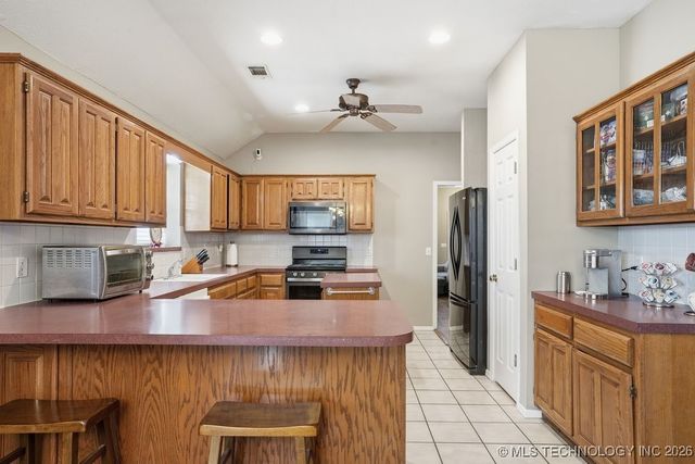 11523 S 105th Avenue E, Bixby, OK 74008