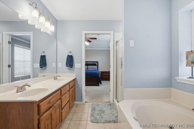 11523 S 105th Avenue E, Bixby, OK 74008