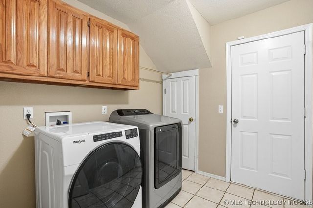 11523 S 105th Avenue E, Bixby, OK 74008