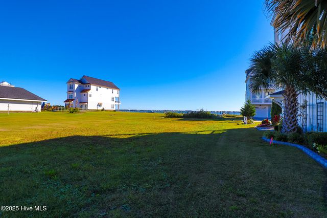 1013 Shepard Street, Morehead City, NC 28557