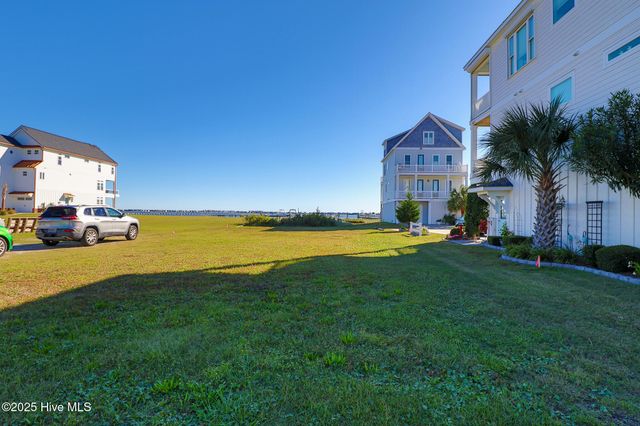 1013 Shepard Street, Morehead City, NC 28557