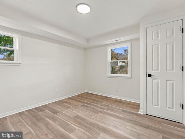 409 JUNEWOOD DR, Cherry Hill, NJ 08003