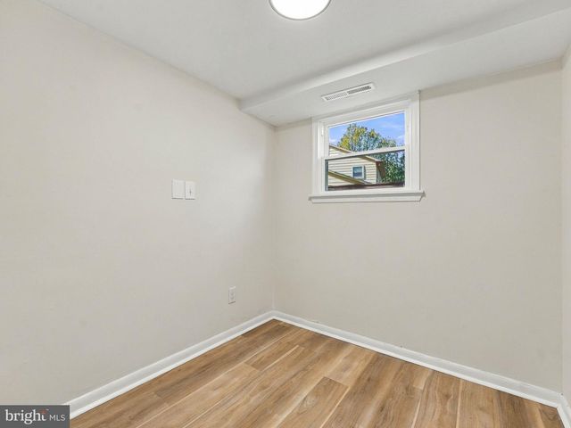 409 JUNEWOOD DR, Cherry Hill, NJ 08003