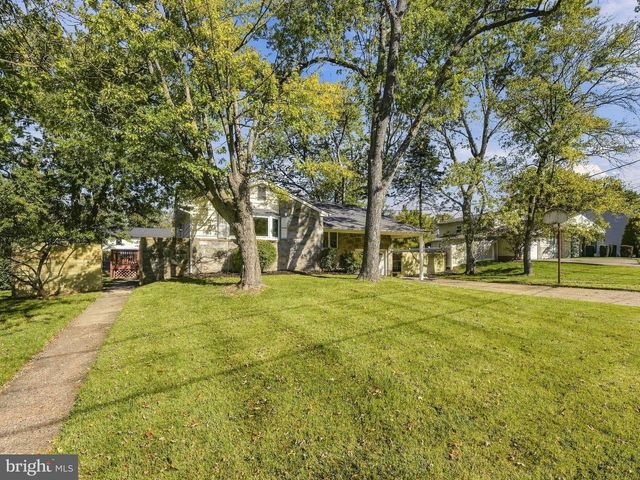 409 JUNEWOOD DR, Cherry Hill, NJ 08003