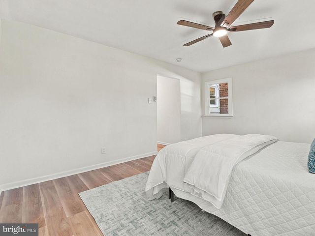 409 JUNEWOOD DR, Cherry Hill, NJ 08003