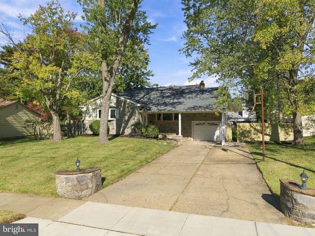 409 JUNEWOOD DR, Cherry Hill, NJ 08003