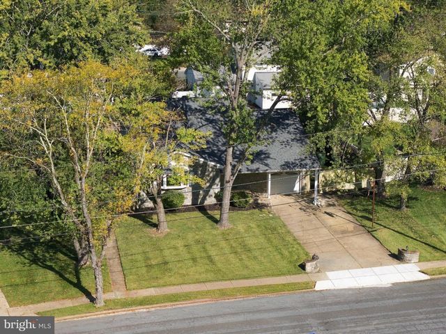 409 JUNEWOOD DR, Cherry Hill, NJ 08003