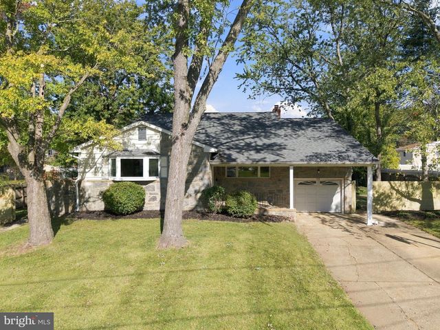 409 JUNEWOOD DR, Cherry Hill, NJ 08003