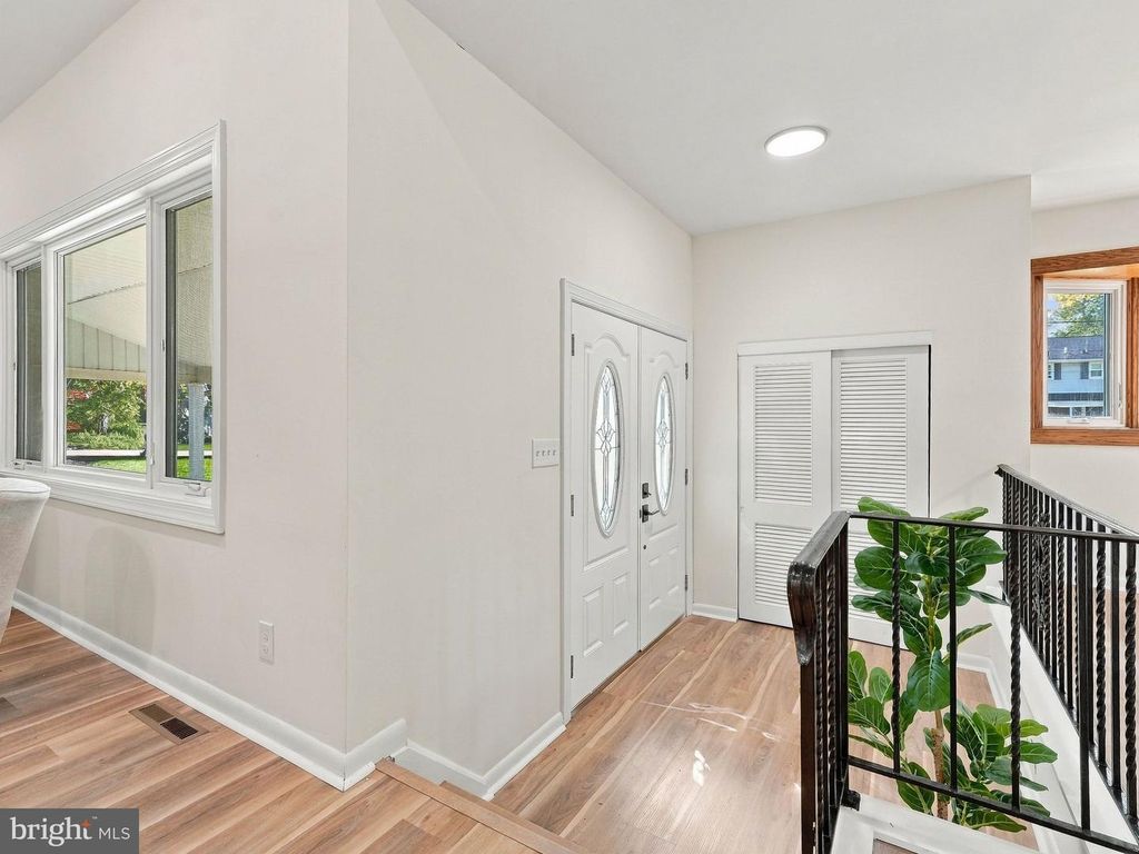 409 JUNEWOOD DR, CHERRY HILL, NJ 08003 — photo 4