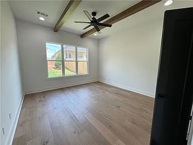 2714 Eris Avenue, Lowell, AR 72745