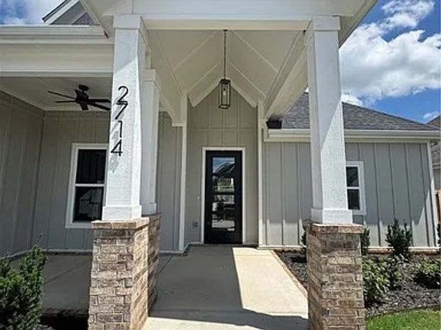 2714 Eris Avenue, Lowell, AR 72745