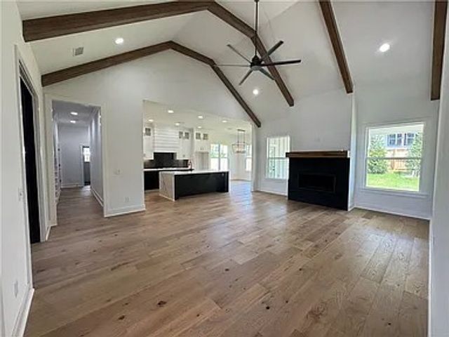 2714 Eris Avenue, Lowell, AR 72745