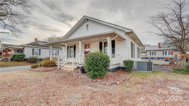 1001 N Cannon Boulevard, Kannapolis, NC 28083