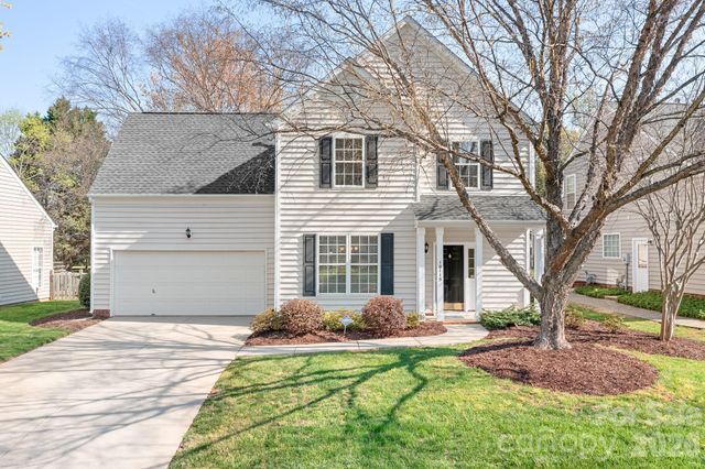 10115 Glencrest Drive, Huntersville, NC 28078