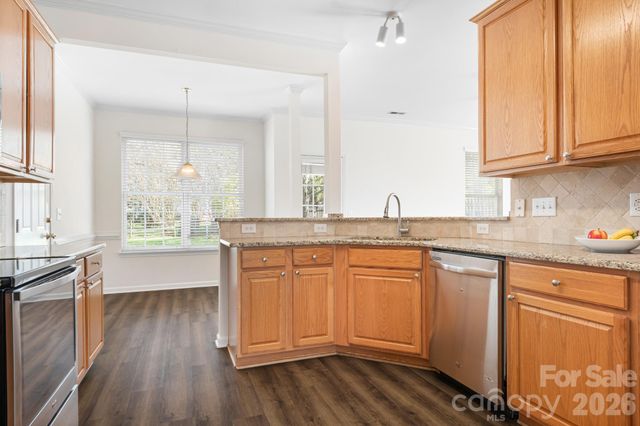 10115 Glencrest Drive, Huntersville, NC 28078