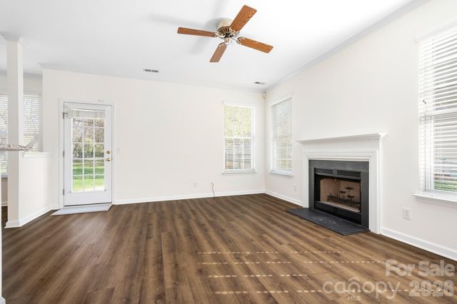 10115 Glencrest Drive, Huntersville, NC 28078