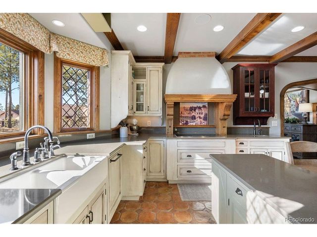 4340 Foxchase Way, Colorado Springs, CO 80908