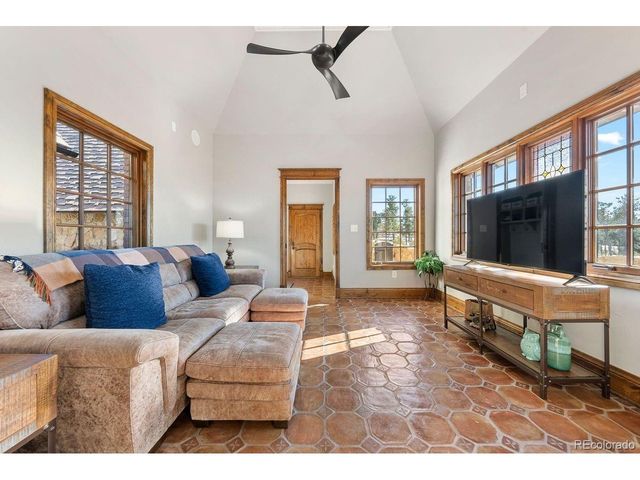 4340 Foxchase Way, Colorado Springs, CO 80908